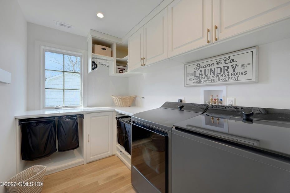 47 Ridge Street Photo 17