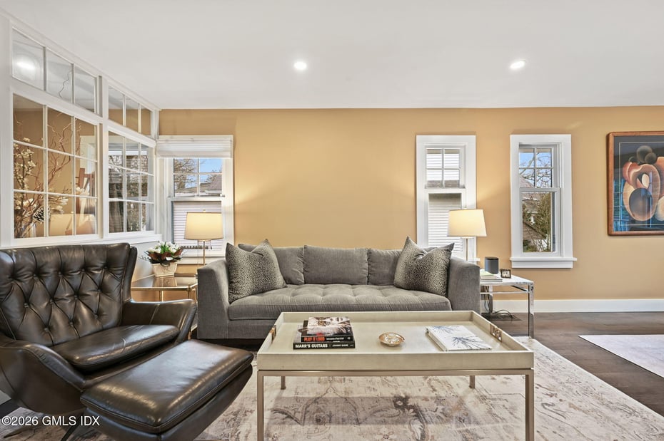 4 Miami Court Photo 10