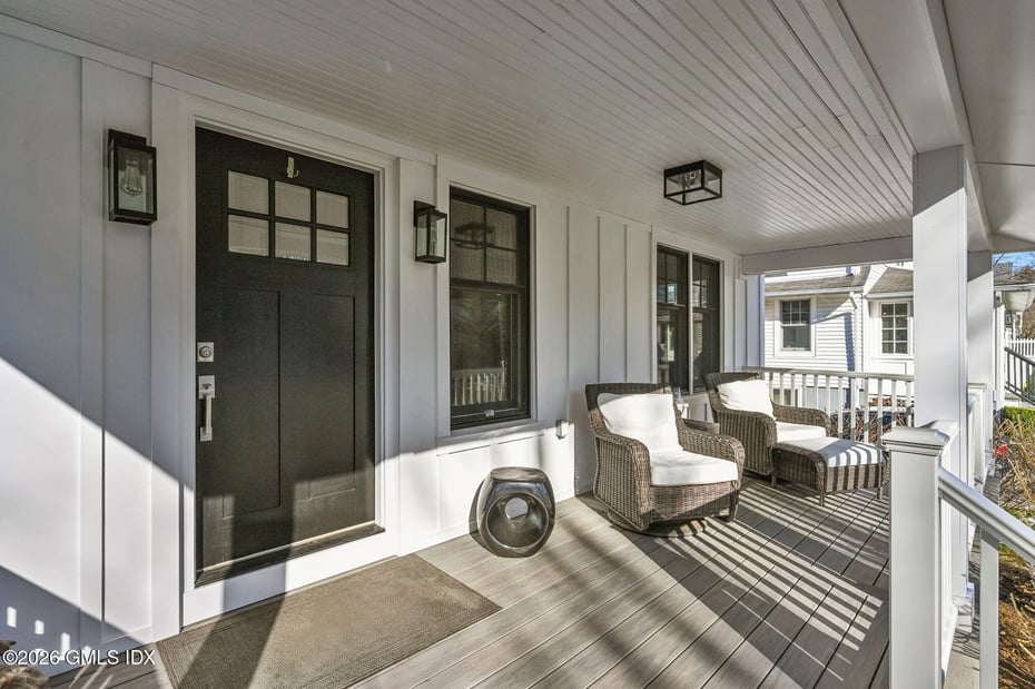 4 Miami Court Photo 2