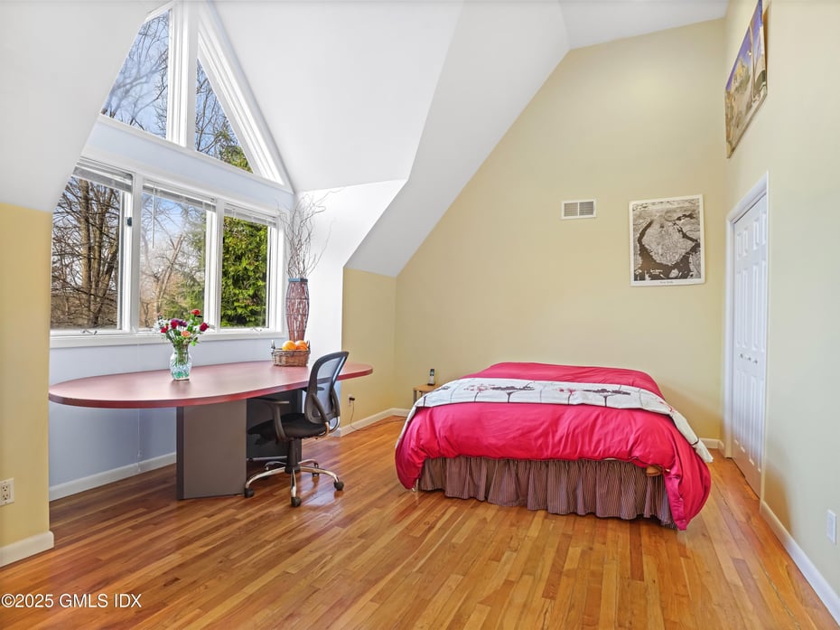 681 River Road Photo 32