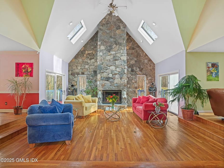 681 River Road Photo 7