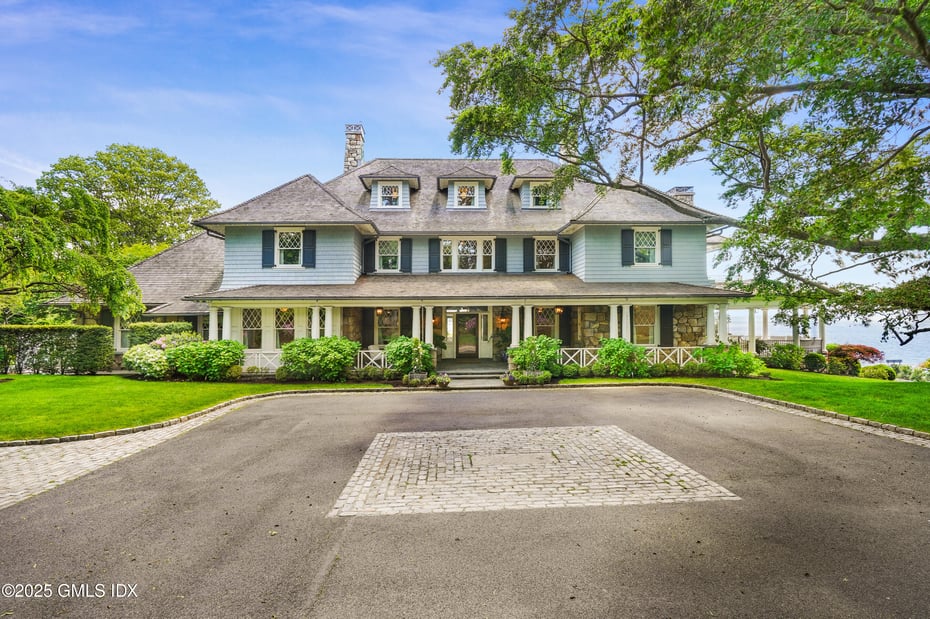 579 Indian Field Road Photo 1