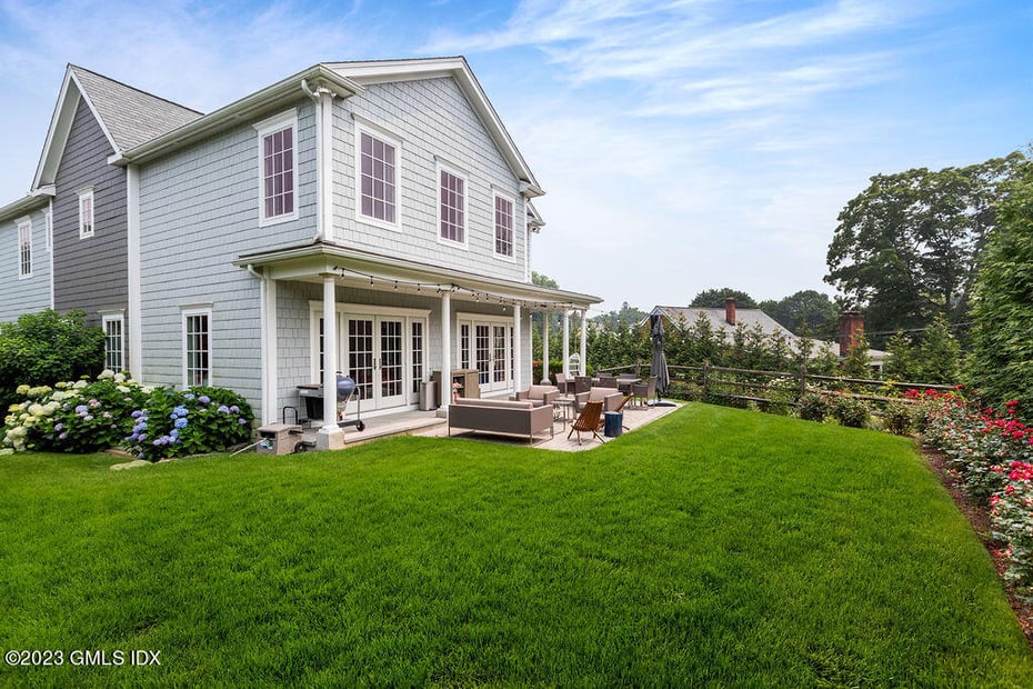 552 River Road Photo 2