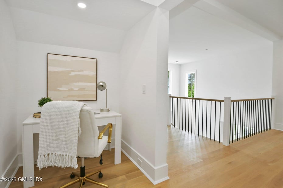 8 Fado Lane Photo 24