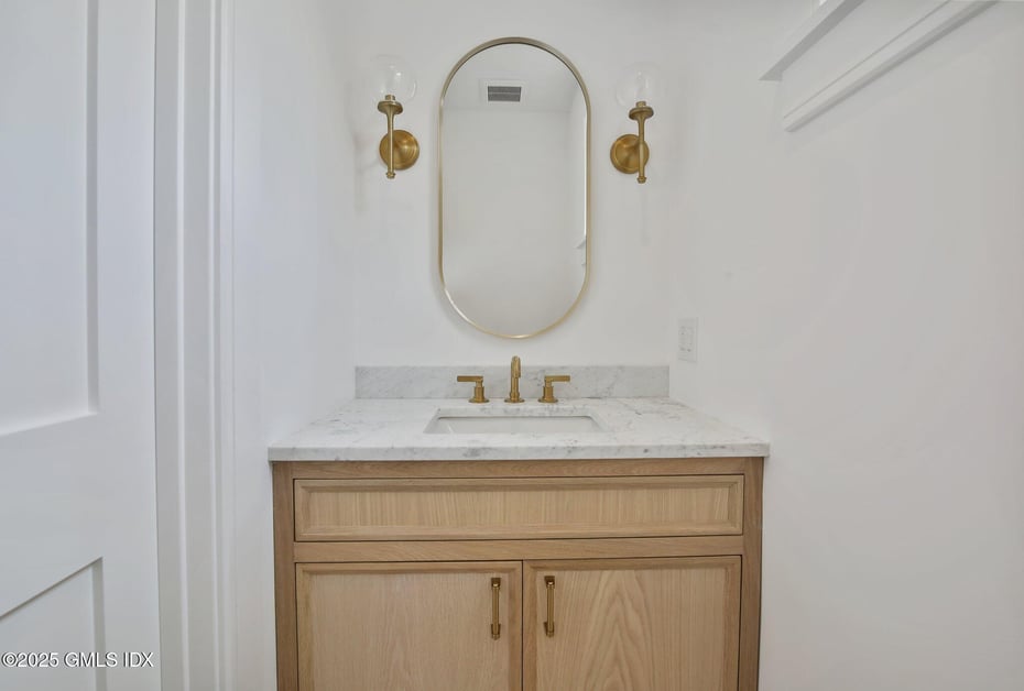 8 Fado Lane Photo 19