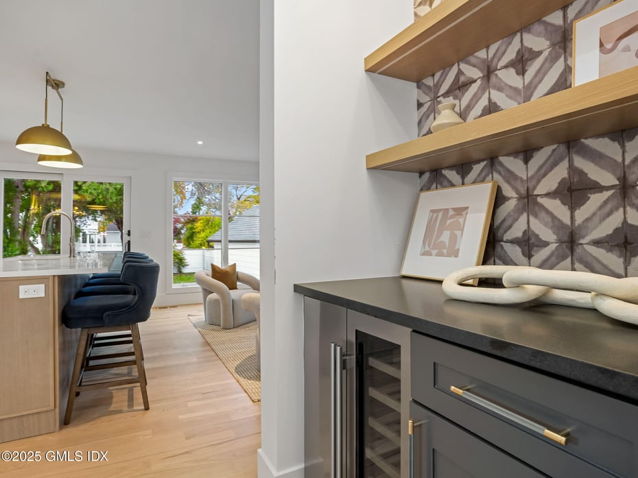 24 Valley Road Photo 9