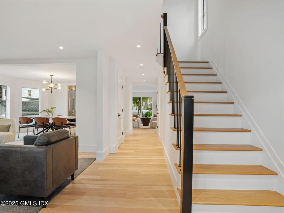 24 Valley Road Photo 4