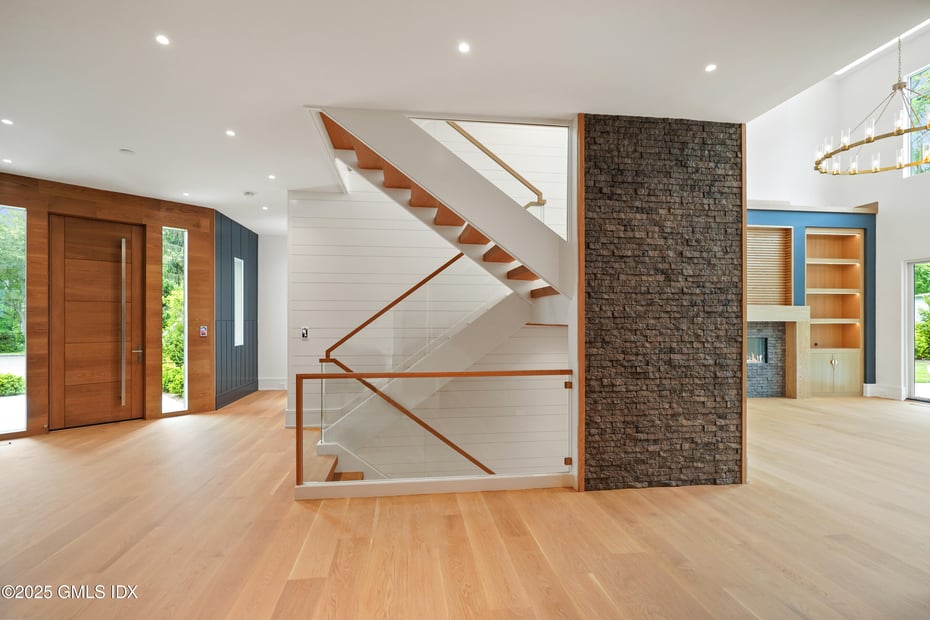 25 Dialstone Lane Photo 15