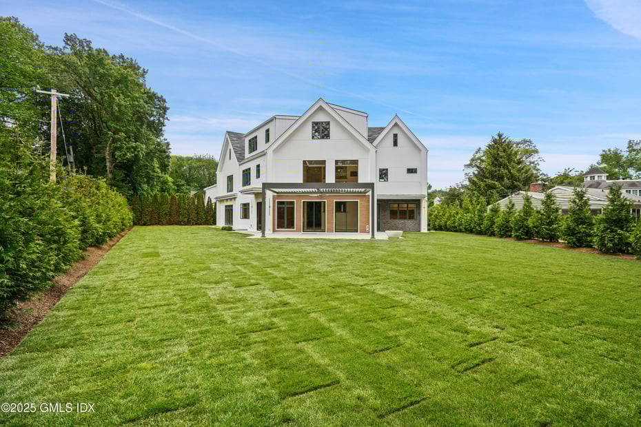 25 Dialstone Lane Photo 40