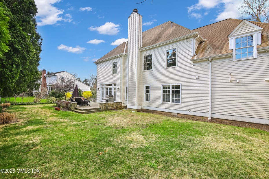 410 Sound Beach Avenue Photo 28