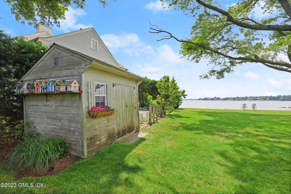 22 Northway Photo 37