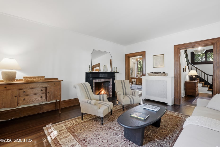 33 Mead Avenue Photo 6