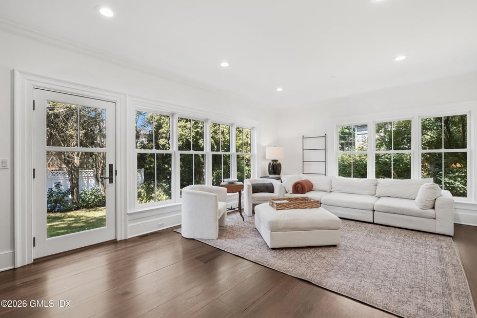33 Mead Avenue Photo 13