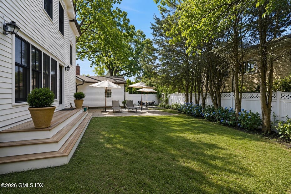 33 Mead Avenue Photo 32