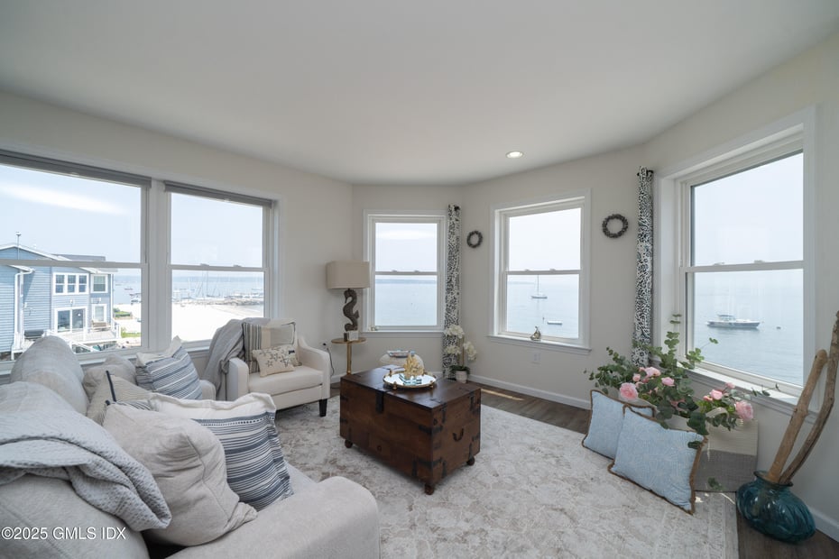 22 Shore Road Photo 16