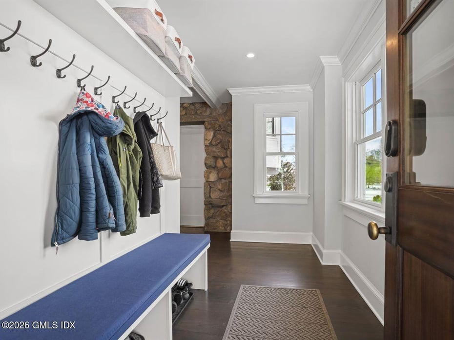 21 Lake Drive Photo 25