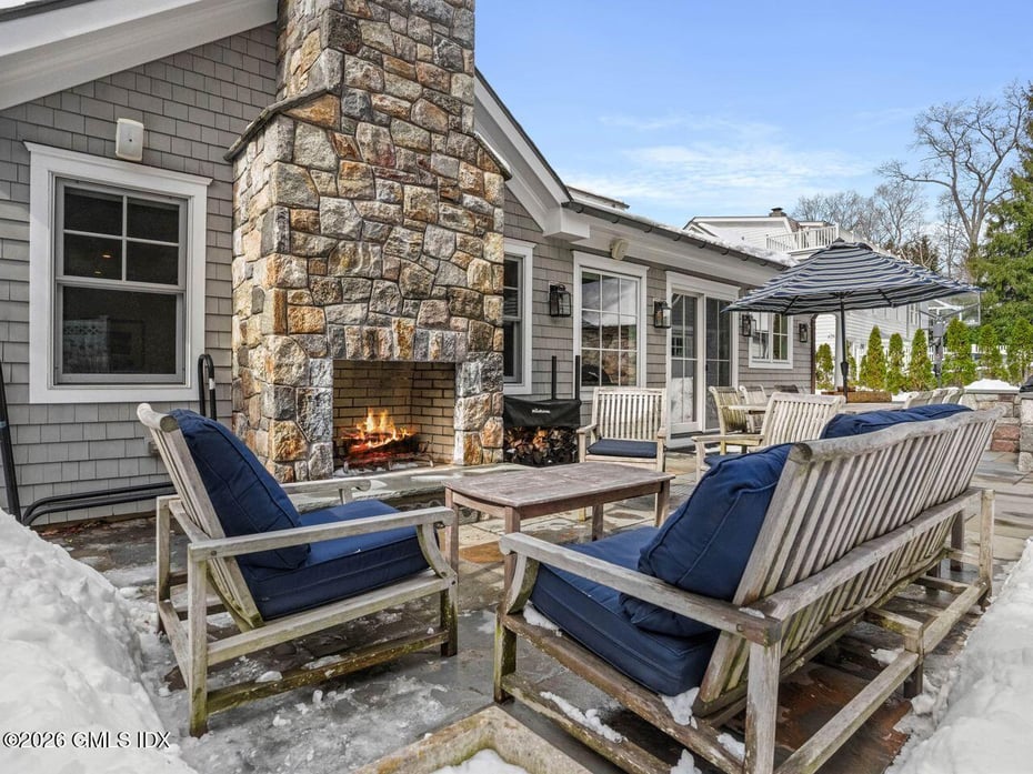 21 Lake Drive Photo 10