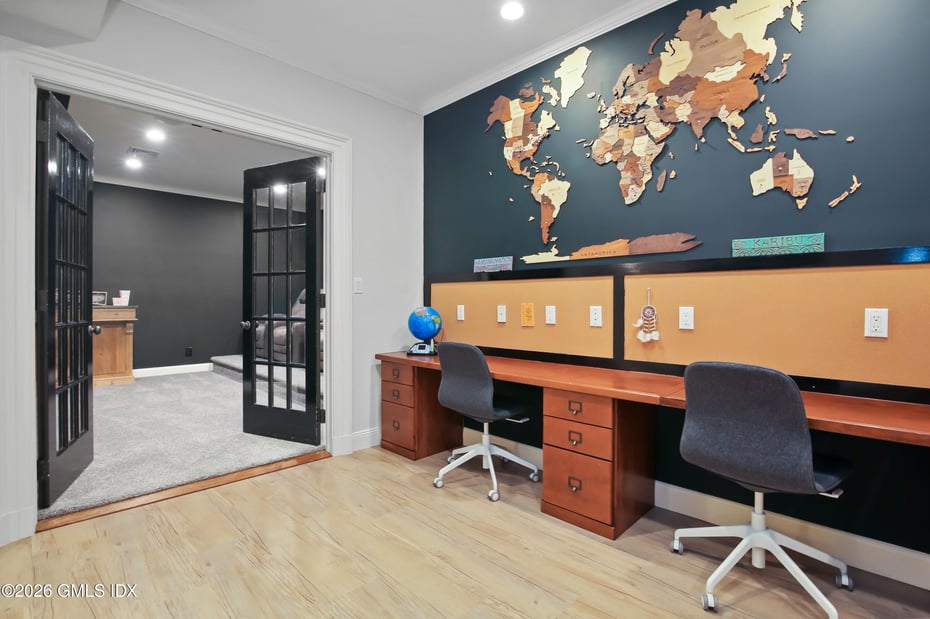 45 Willow Road Photo 29