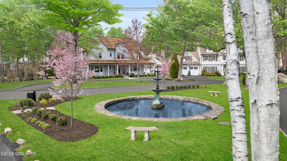 45 Willow Road Photo 33