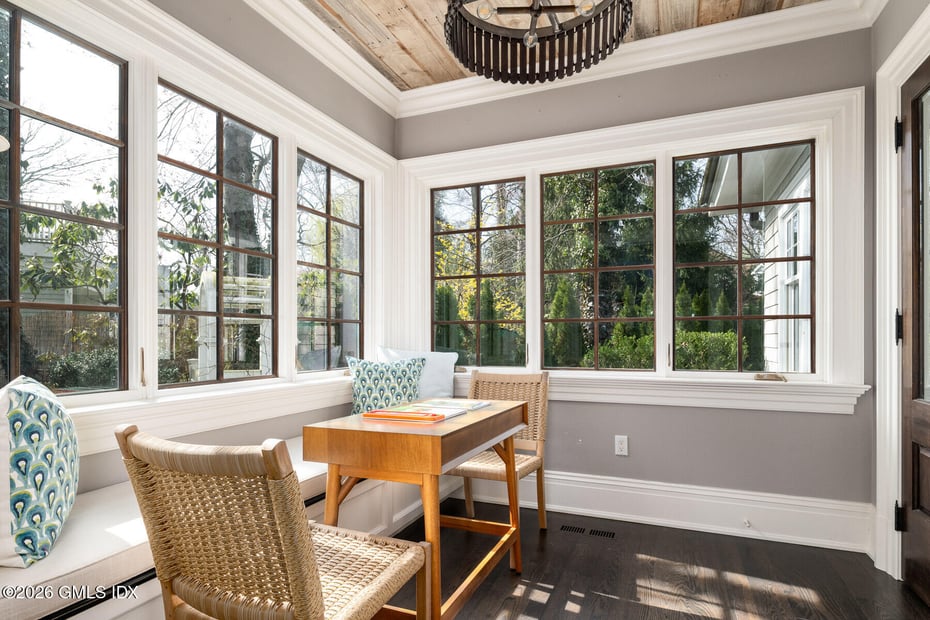 45 Willow Road Photo 15