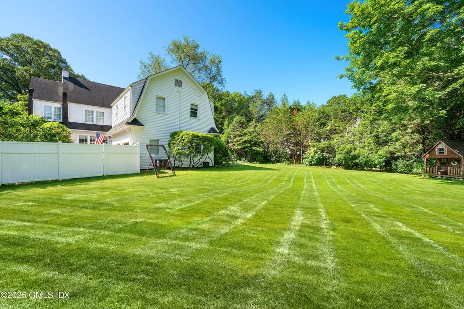 227 Riverside Avenue Photo 26