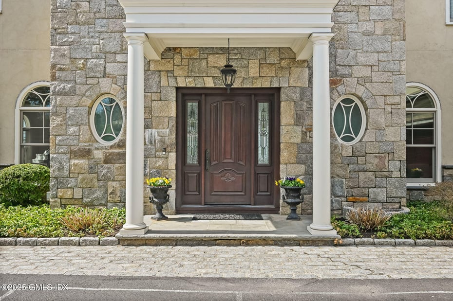 52 Carriglea Drive Photo 5