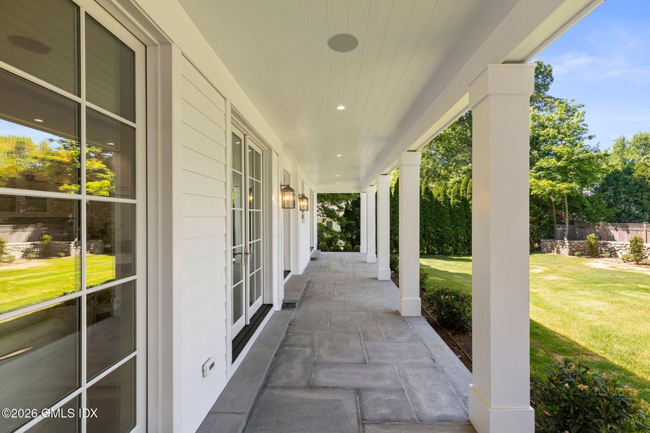 11 Hearthstone Drive Photo 3