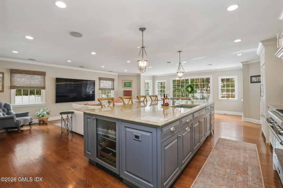 10 Verona Drive Photo 6