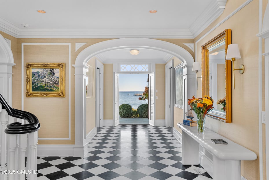 545 Indian Field Road Photo 4