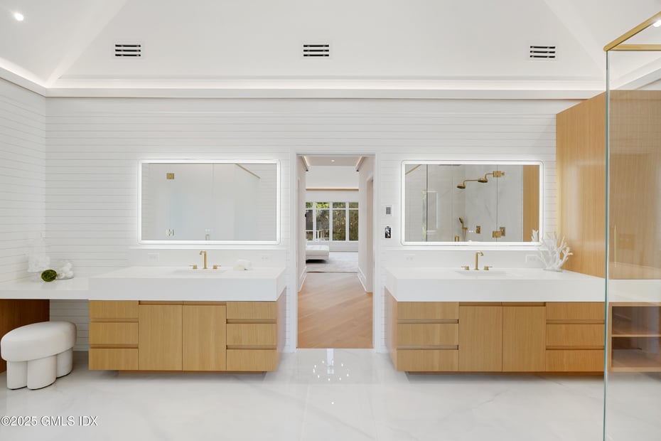 25 Dialstone Lane Photo 16