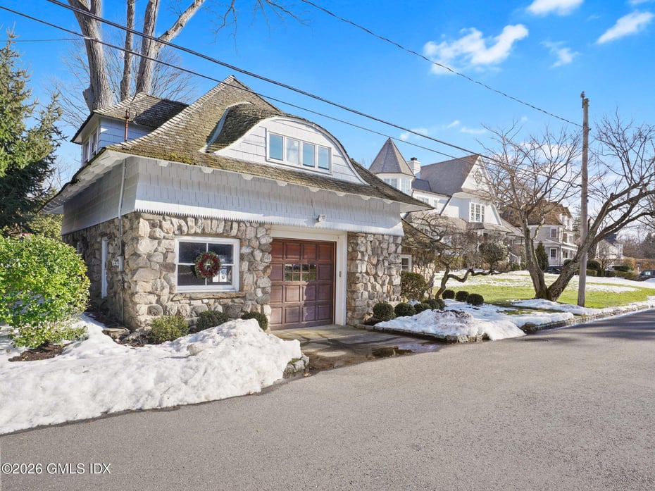 26 Glen Avon Drive Photo 3