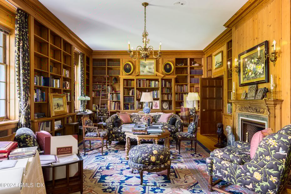 10 Cliffdale Road Photo 10