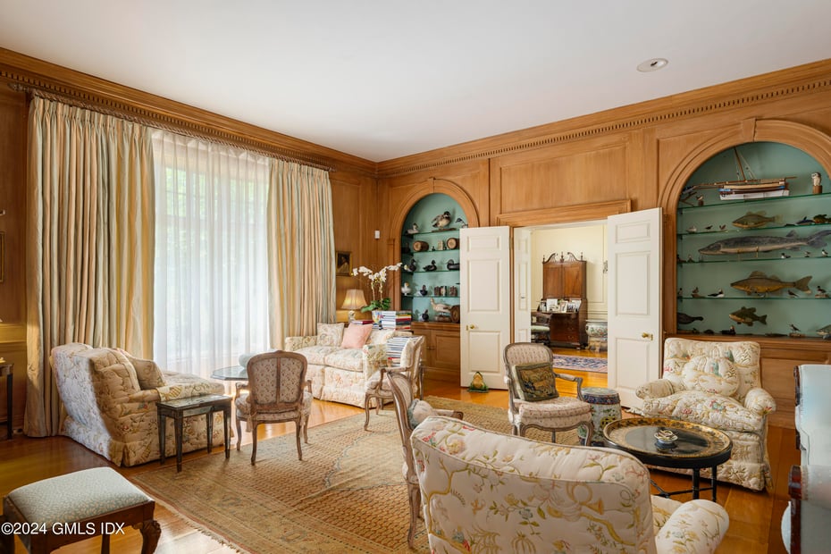 10 Cliffdale Road Photo 13