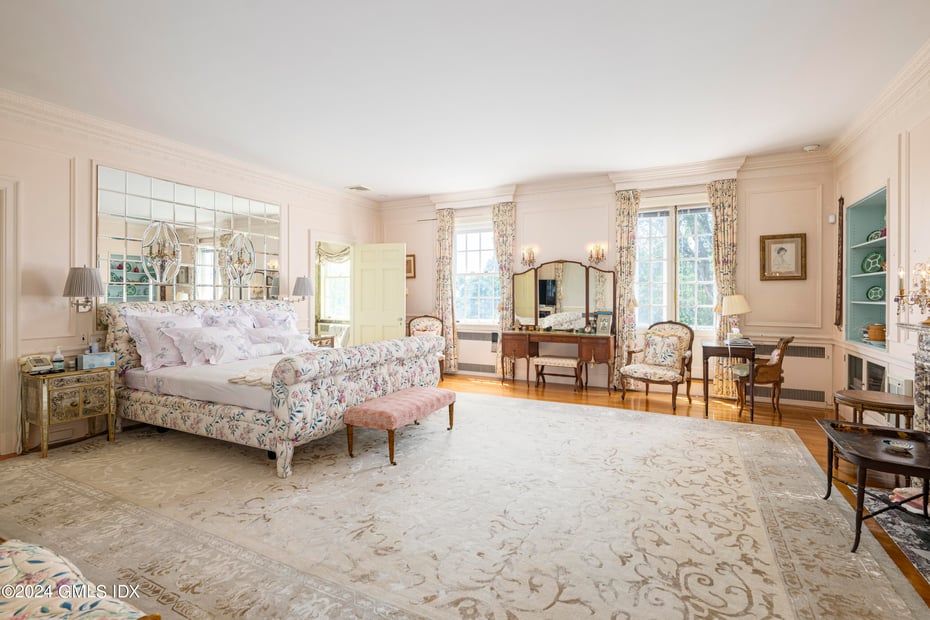 10 Cliffdale Road Photo 22