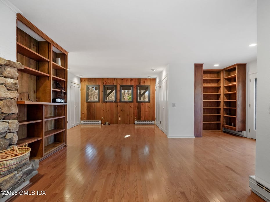 484 Cognewaugh Road Photo 22