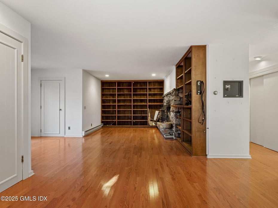 484 Cognewaugh Road Photo 25