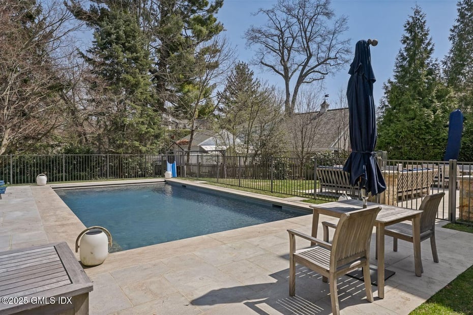 46 Park Avenue Photo 36