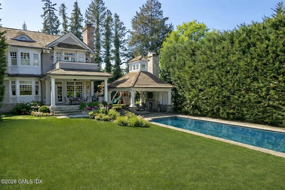 247 Riverside Avenue Photo 2