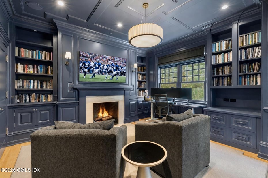 247 Riverside Avenue Photo 14