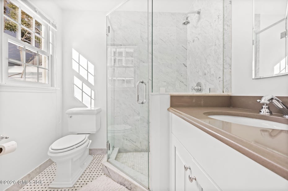 52 Valleywood Road Photo 11