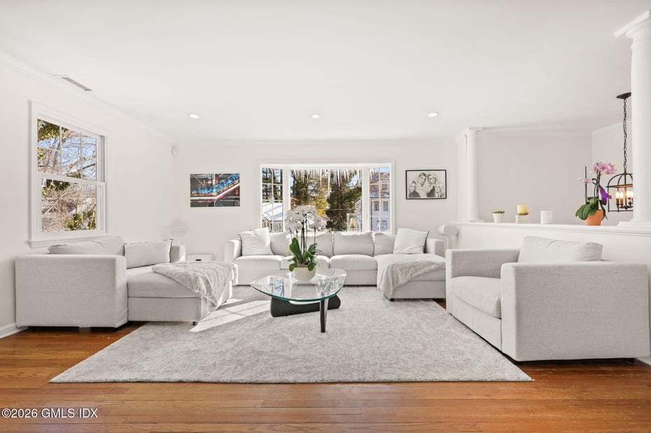 52 Valleywood Road Photo 3