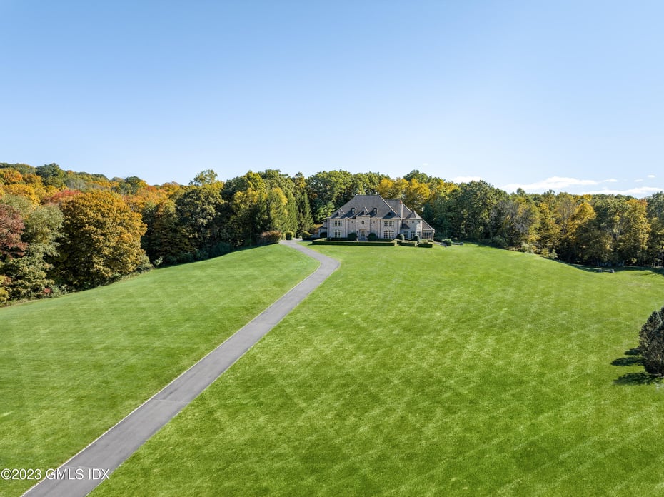 7 Equestrian Ridge Photo 2