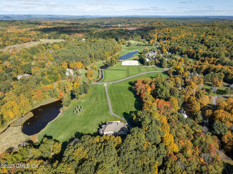 7 Equestrian Ridge Photo 1