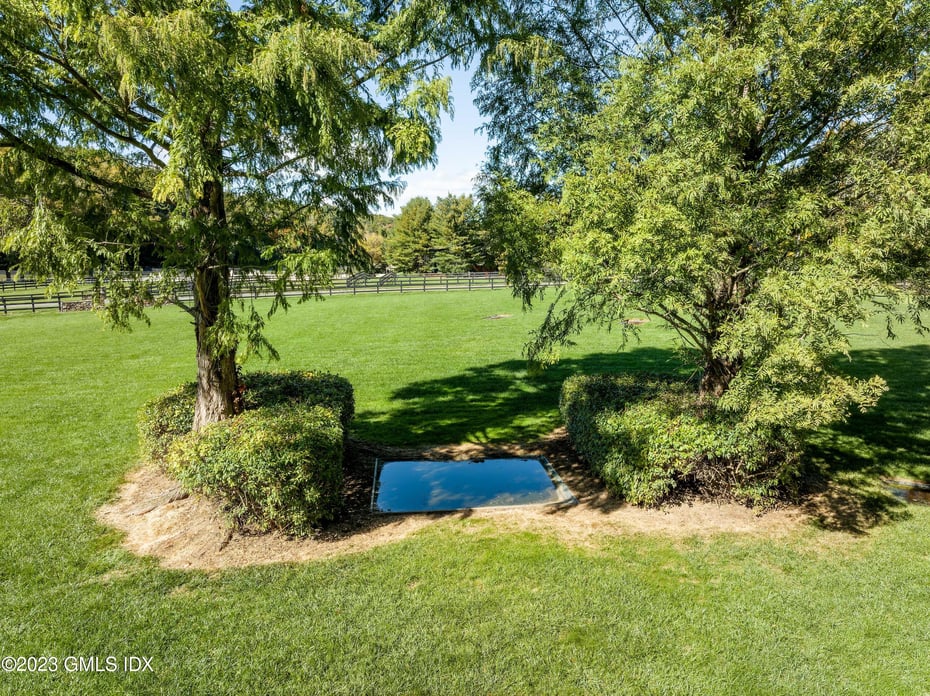 7 Equestrian Ridge Photo 16
