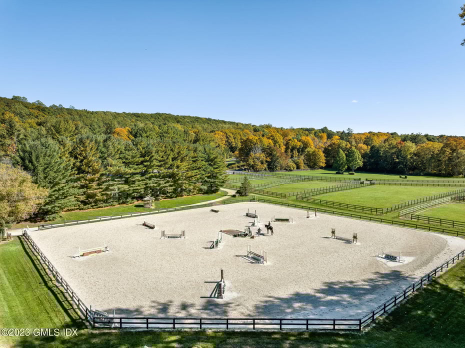7 Equestrian Ridge Photo 11