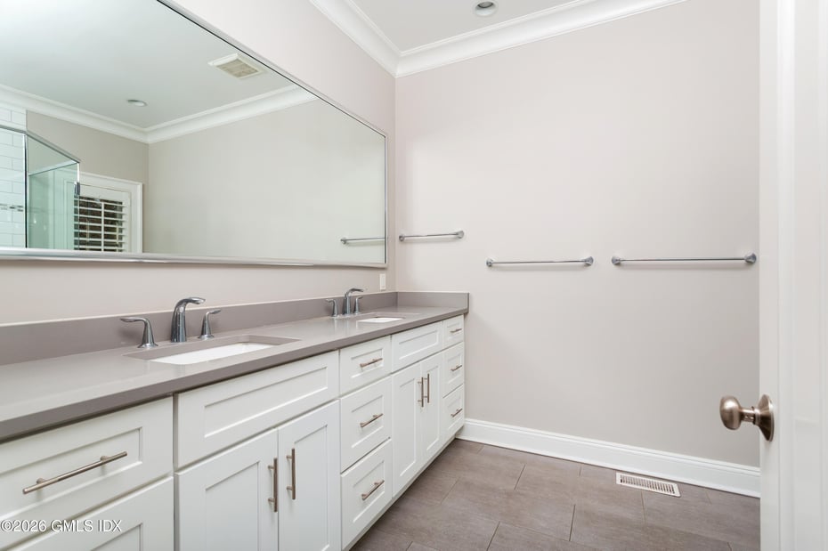 552 River Road Photo 18