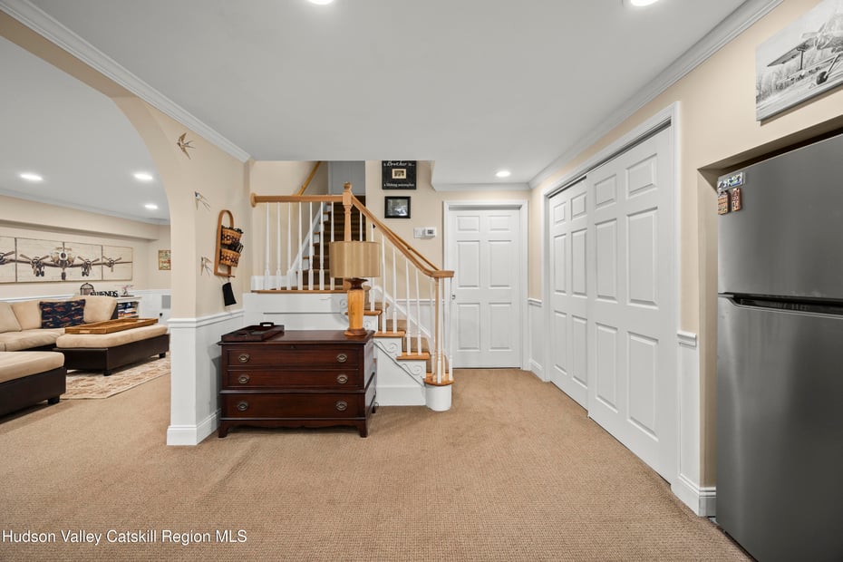10 James Lane Photo 21