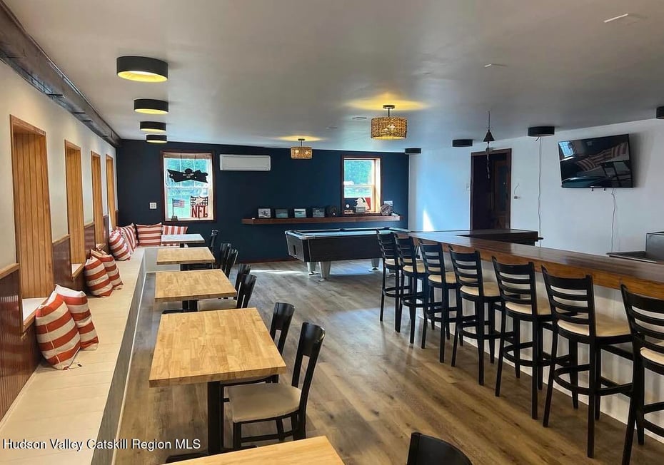 351 Lakeview Road Photo 4