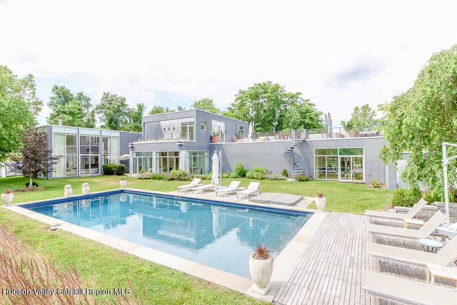 211 Mitchell Street Photo 47