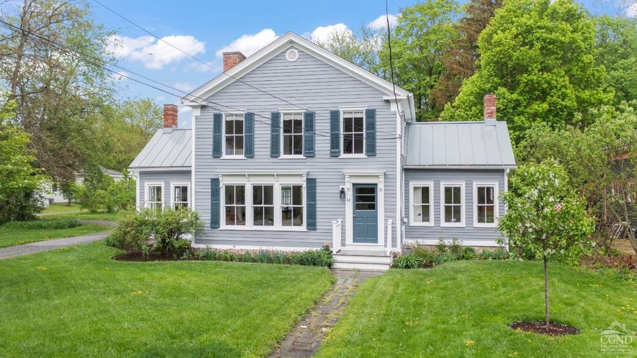 32 Albany Ave Photo 2